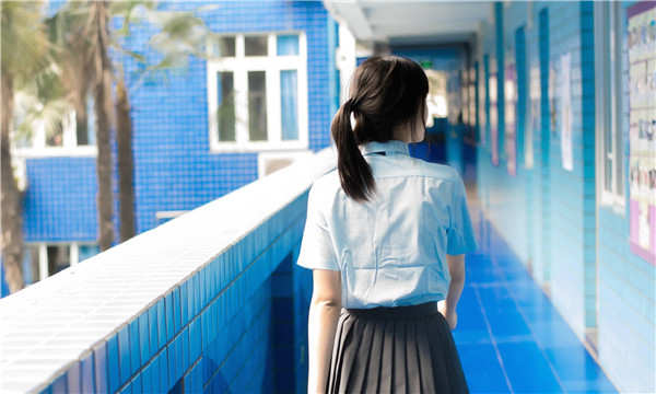 伊吾如何找到一个可以帮助我生孩子的女人？