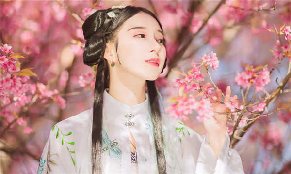 伊吾供卵试管婴儿：助您实现家庭梦想的科学方案